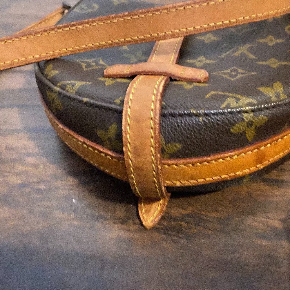 Louis Vuitton Chantilly PM. crossbody bag - Picture 6 of 10